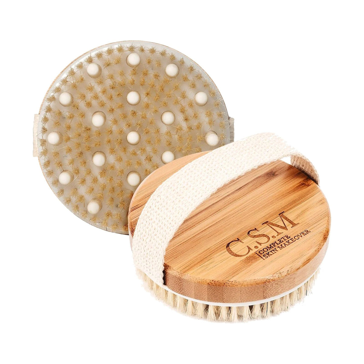 Brosse corps ronde C.S.M en bois avec poils naturels, picots de massage et sangle, sur fond blanc