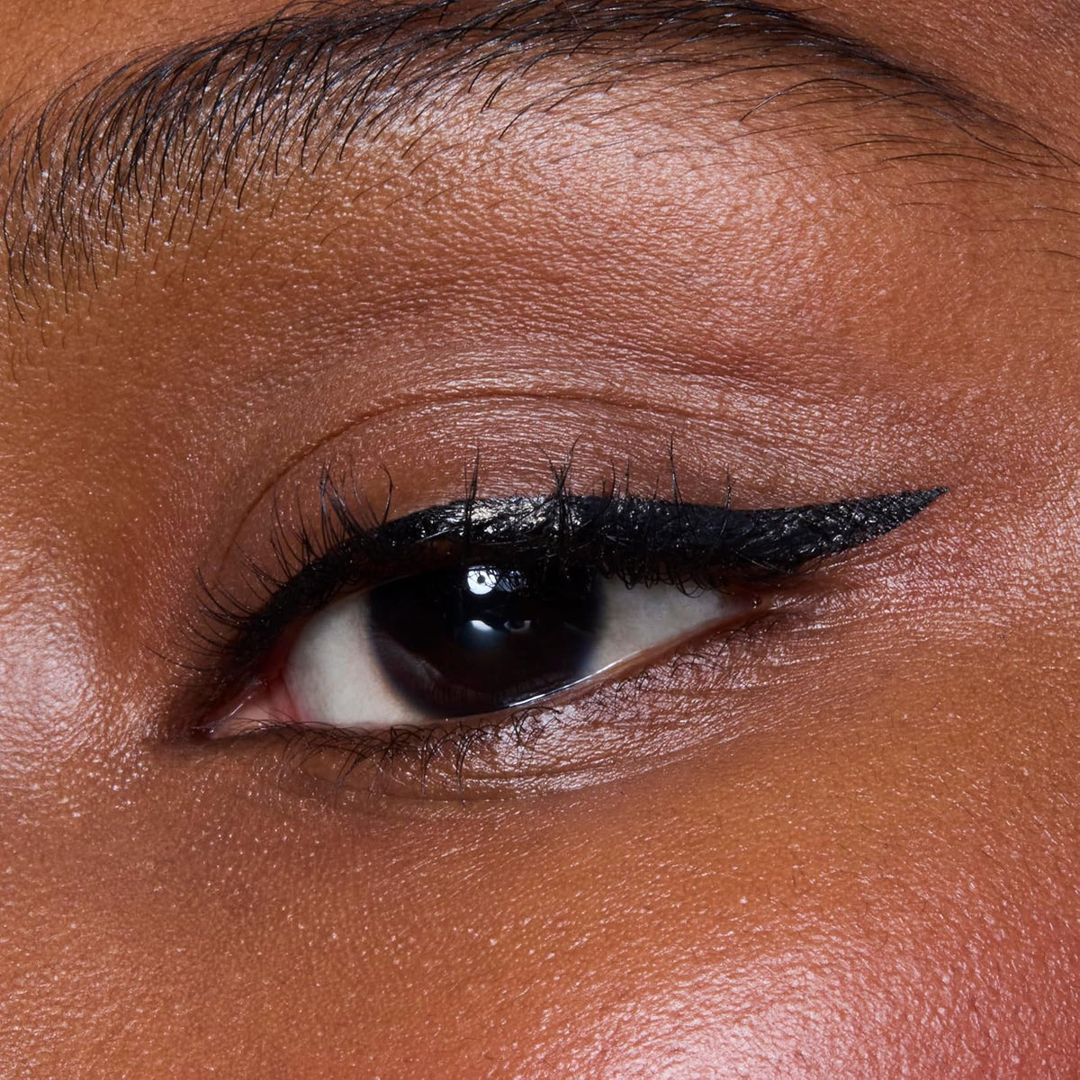 e.l.f. Intense H2O Proof Eyeliner Pen Noir · photo 4