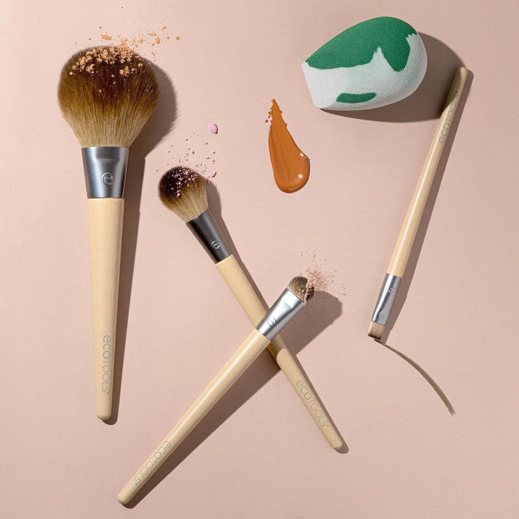 EcoTools Core Five kit de 4 pinceaux et 1 éponge