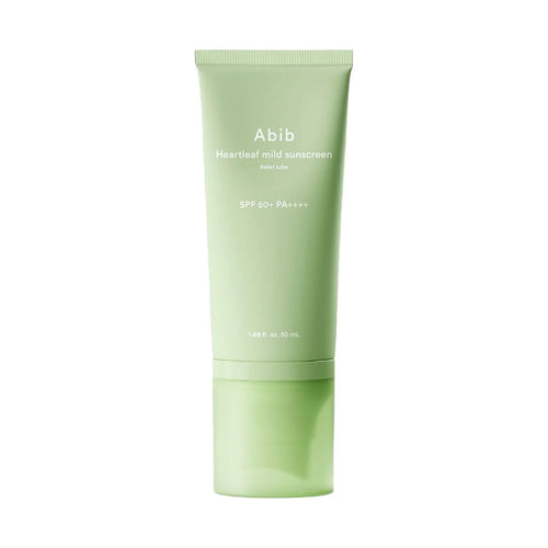 Crème solaire Abib Heartleaf Mild Sunscreen Relief Tube SPF50+ 50 ml, tube vert seul sur fond blanc
