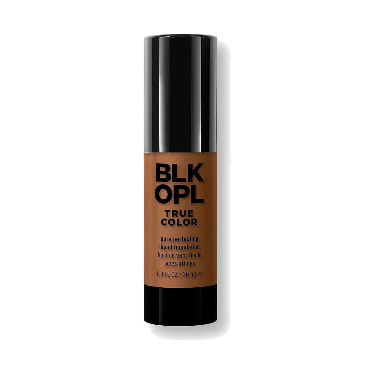 Fond de teint Black Opal True Color Pore Perfecting 30 ml, teinte Hot Almond, sur fond blanc