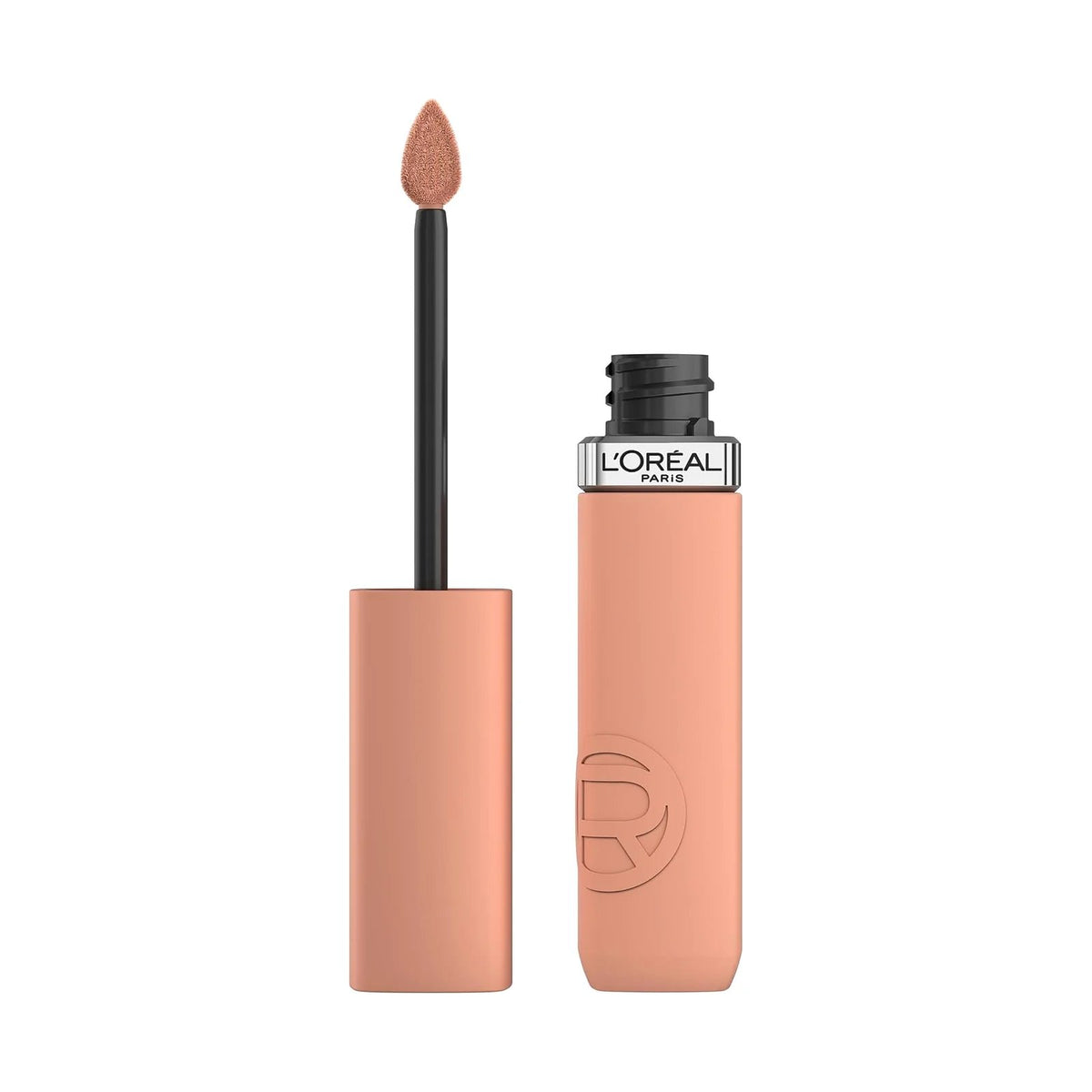 Rouge à lèvres liquide L'Oréal Paris Infaillible Matte Resistance, teinte 100 Fairytale Ending, sur fond blanc