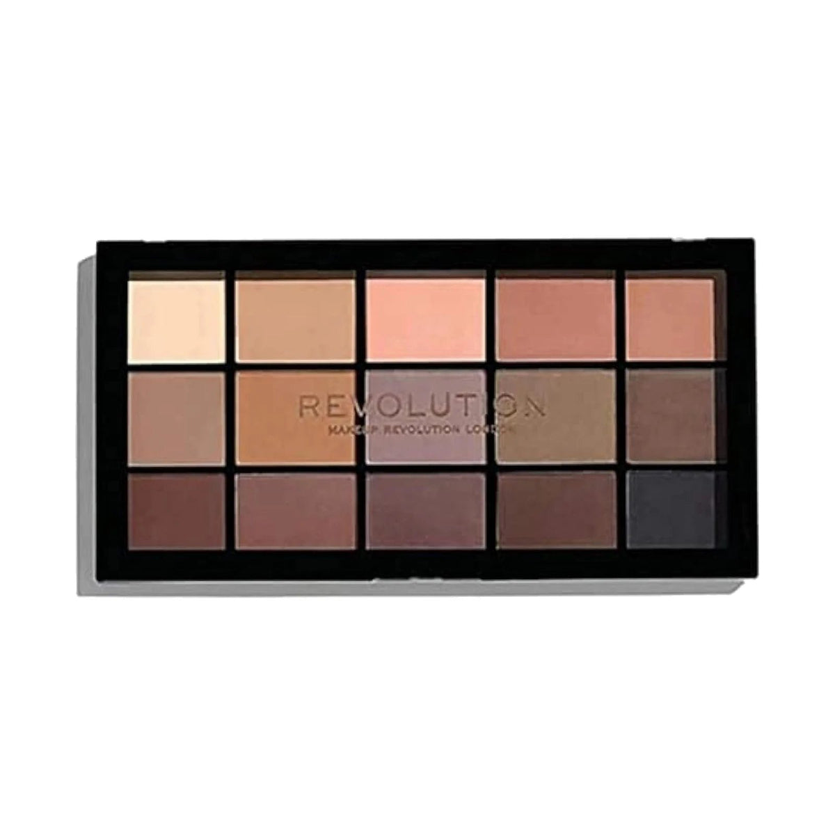 Palette de fards Revolution Reloaded 15 fards, teinte Basic Mattes, sur fond blanc